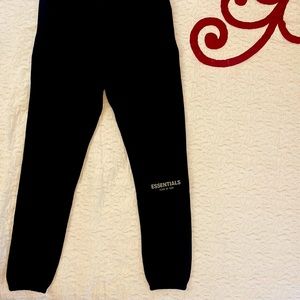 Essentials Fear of God jogger pants in Black size S